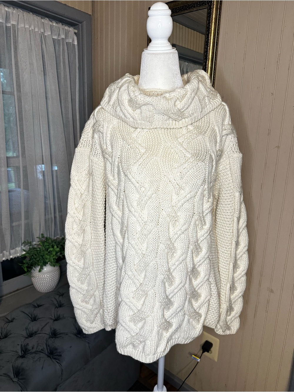 Aran Woollen Mills Sweater M Merino Wool Cable Knit Cowl Neck Irish Fisherman - Picture 2 of 10